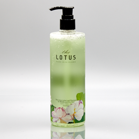 The Lotus Lotus Leaf Shampoo for dry Scalp